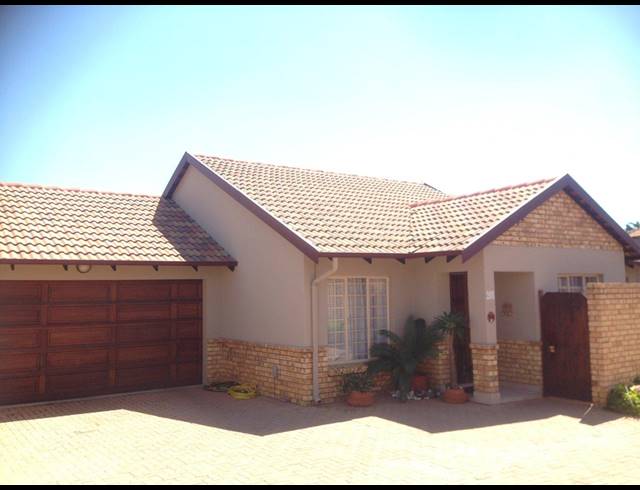 2 BEDROOM TOWNHOUSE SOLD IN SINOVILLE